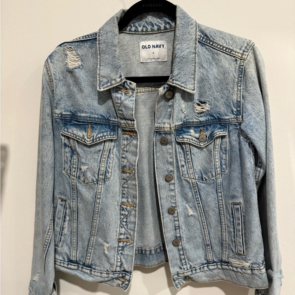 Old Navy Women's Distressed Light Blue Jean Jacket